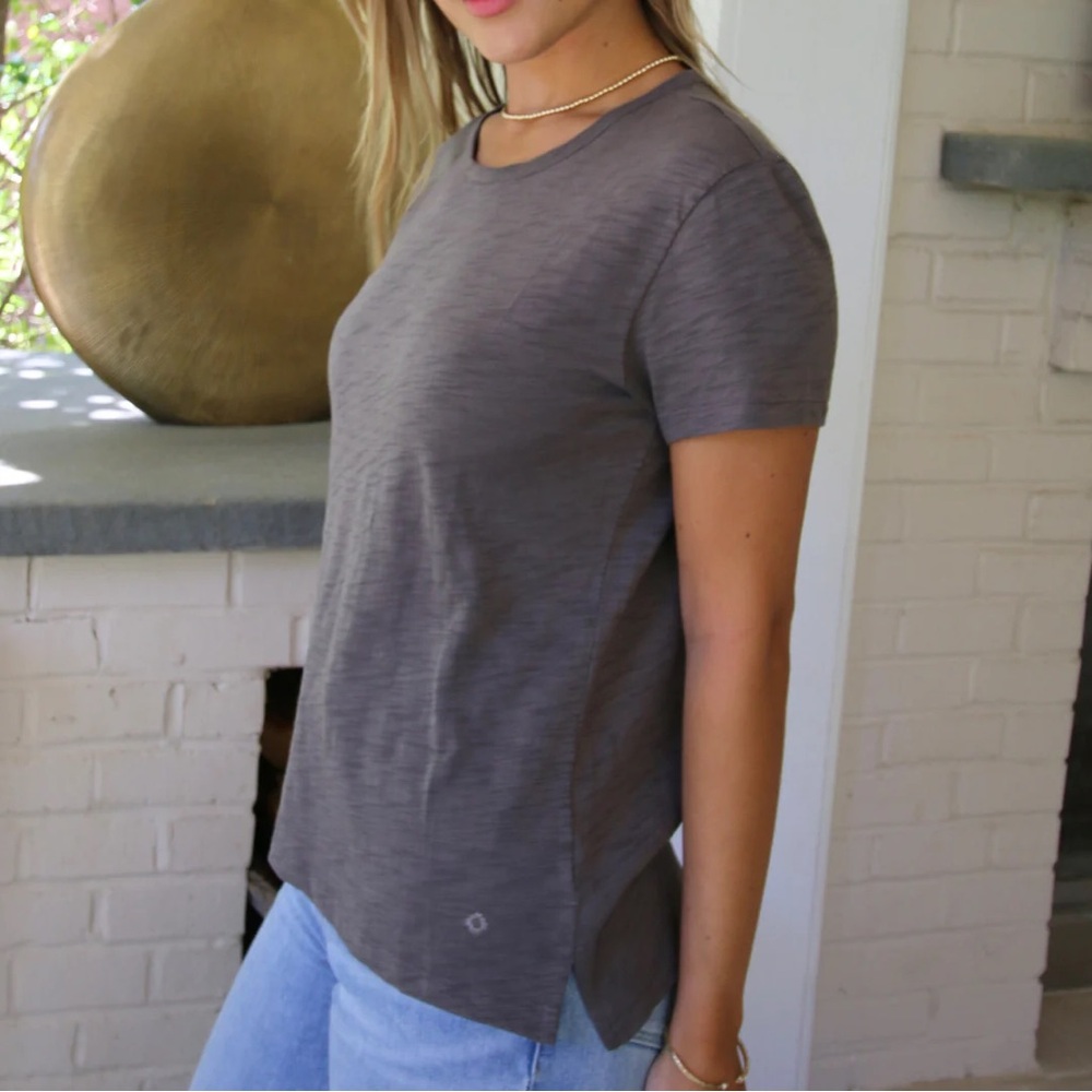 Erin Gray tee